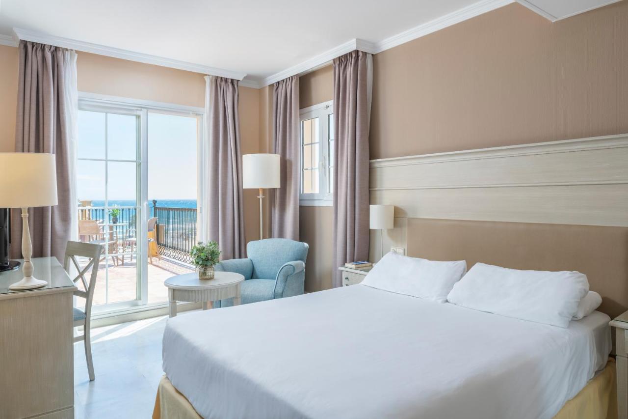 Hotel Iberostar Málaga Playa Torrox Esterno foto
